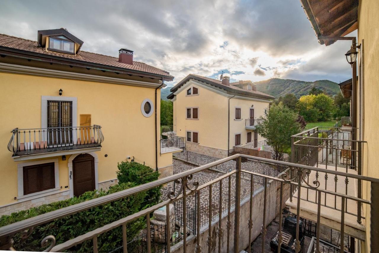 Albergo Ad Astra Pescasseroli Exterior photo